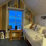 בית נופש Det Rode Huset Pa Vagnes
