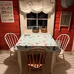 Det Rode Huset Pa Vagnes