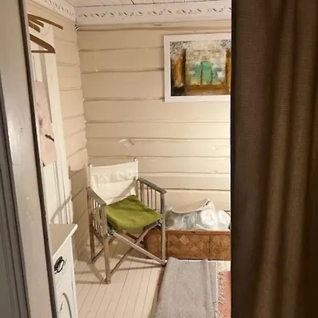 Det Rode Huset Pa Vagnes *