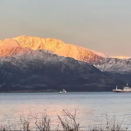 Сasa de vacaciones Det Rode Huset Pa Vagnes Krokelvdalen