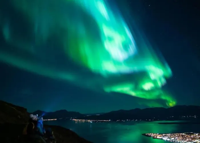 Det Rode Huset Pa Vagnes Сasa de vacaciones