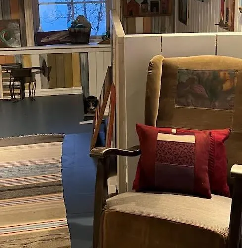 Det Rode Huset Pa Vagnes Сasa de vacaciones *